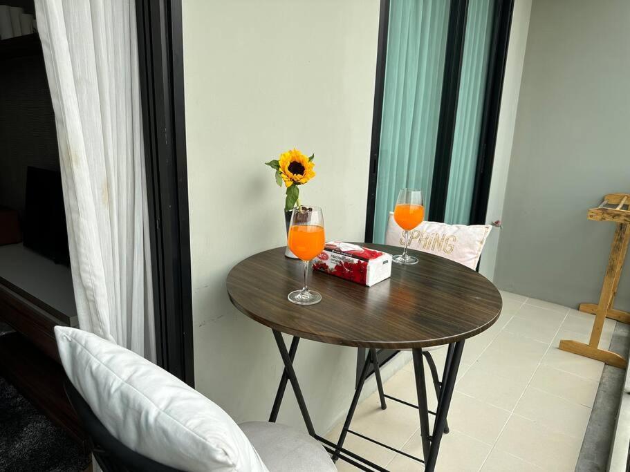 Appartement Astra 高楼层65㎡豪华景观公寓/近夜市/楼顶无边泳池/桑拿/健身房 *
